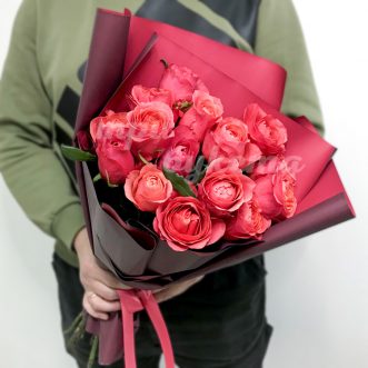 Букет из 15 нежных розовых роз