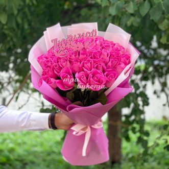 Букет из 51 розовой розы для любимой